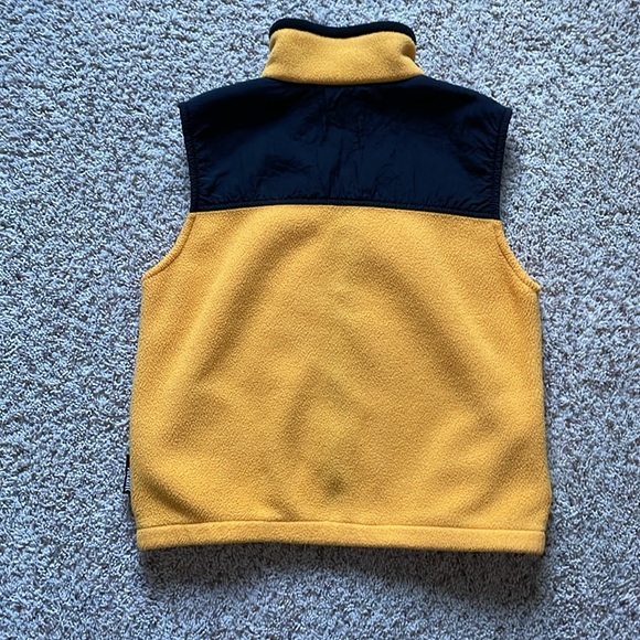 Vest - Picture 2 of 5